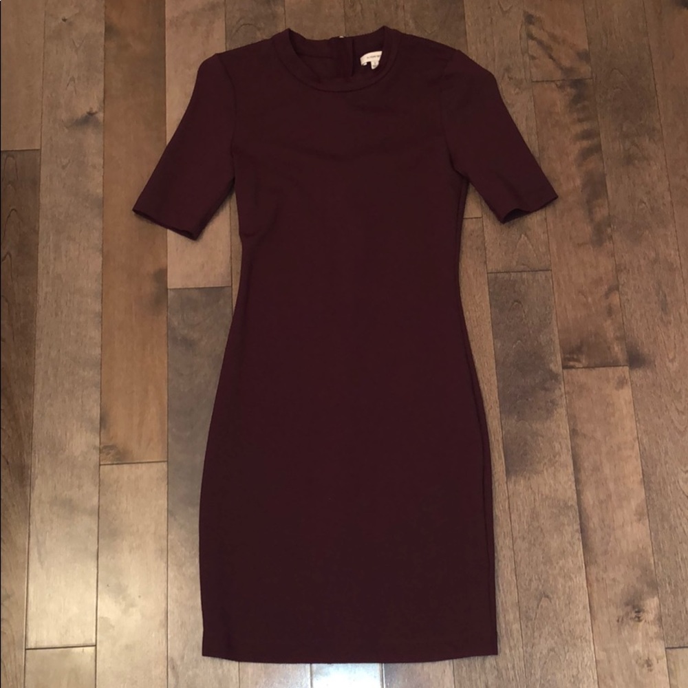Aritzia (Sunday Best) Maroon Body-Con Dress!